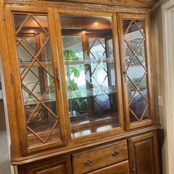Beautiful Dining Table & China Cabinet