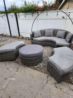 Outdoor Daybed