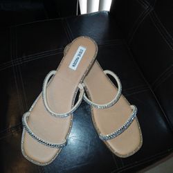 Embellished Double Strap Steve Madden Slip On sandals size 10 Flat Brand New