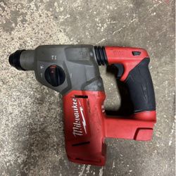 Milwaukee Fuel M18 - 1” Rotary Hammer Drill - Tool Only