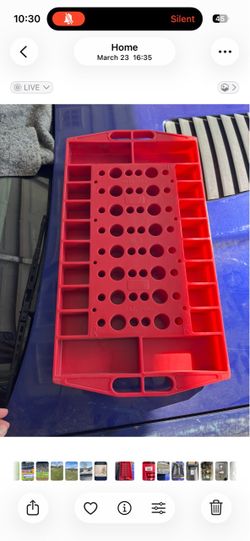 Engine tray organizer