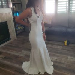 Bebe wedding gown size 2