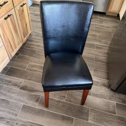 2 Leather Chairs For Sale Very Good Condition 
