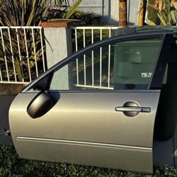 Infiniti M45 2006 4 Doors! Trunk And Tail Light Parts 