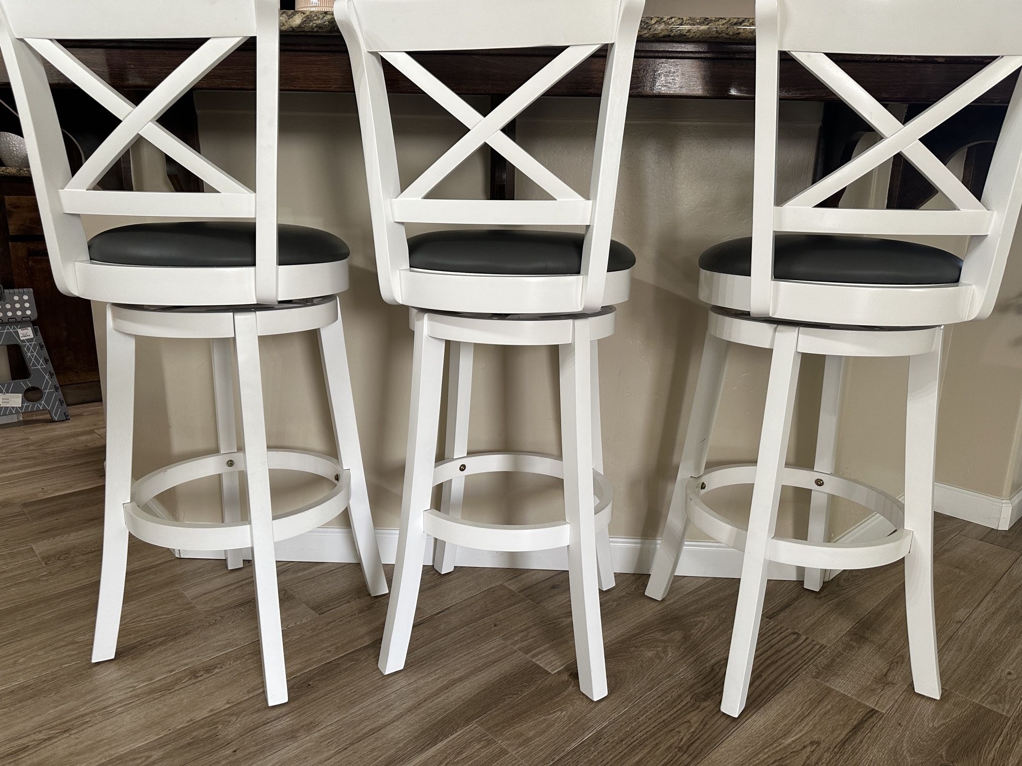 Bar Stool x3