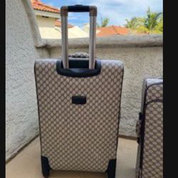 Gucci luggage 