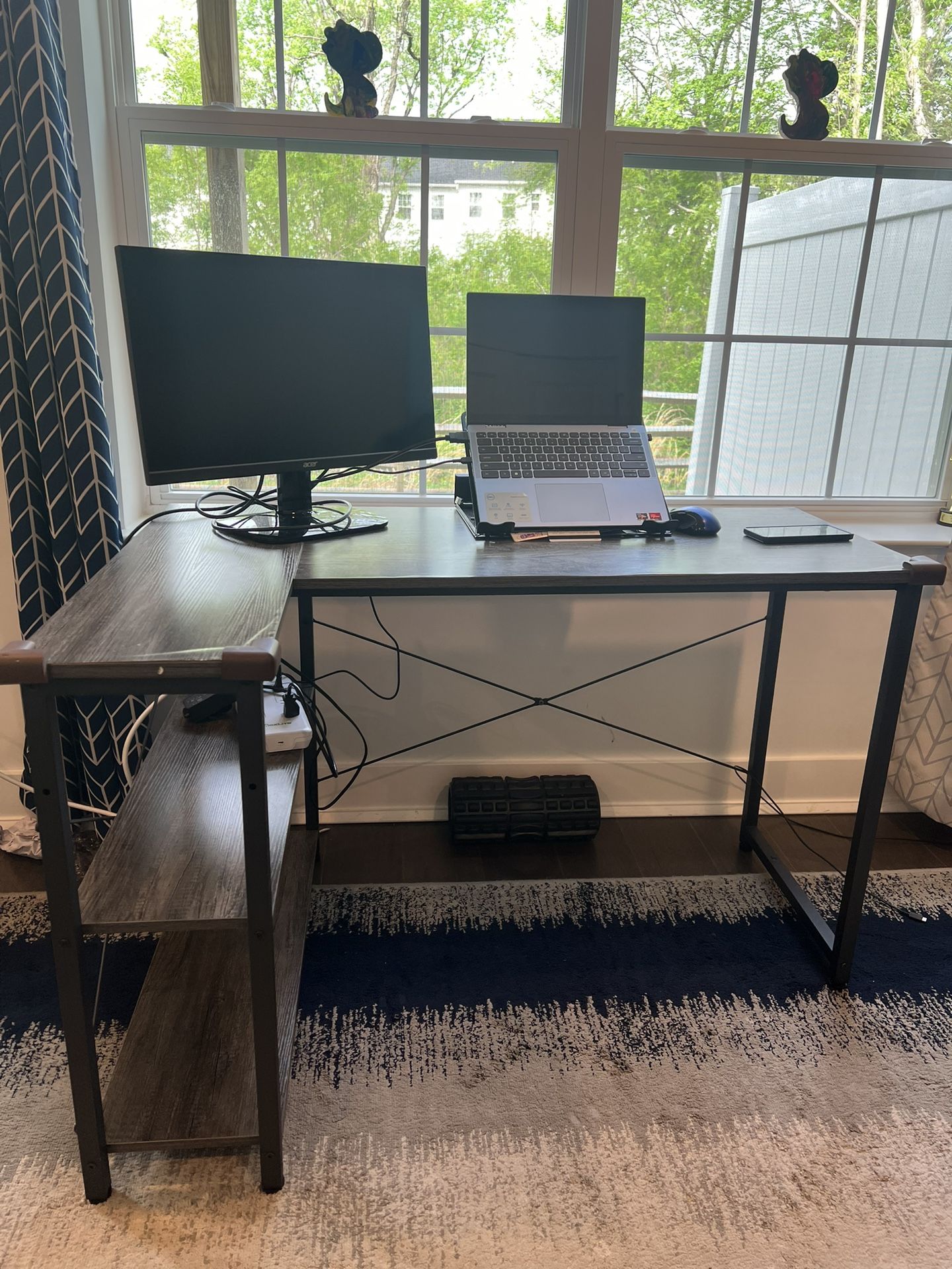L-Shaped Office Desk and Chair