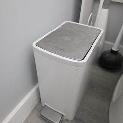 Kohler Step Trash Can (Costco Set Of 2)