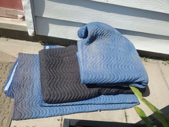 Moving Blankets