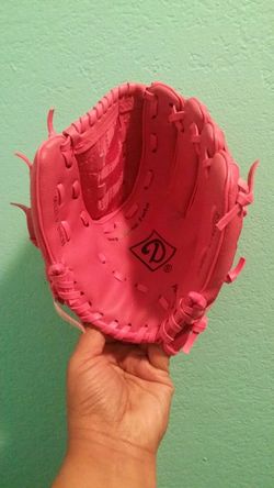 Pink diamond base ball glove...9 inch...brand new!