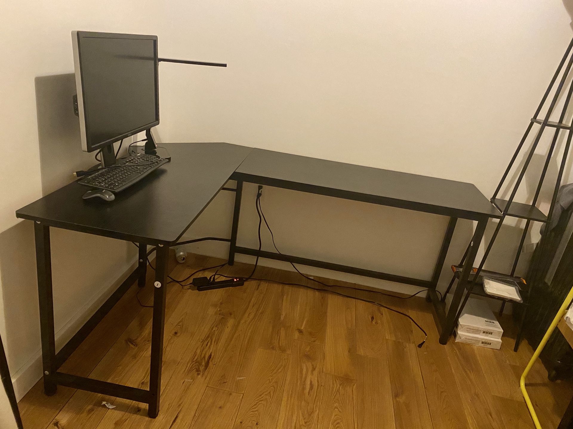 Modern L-Shaped Desk with High Reviews