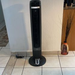 Lasko Windcurve Tower Fan w/remote $39 OBO