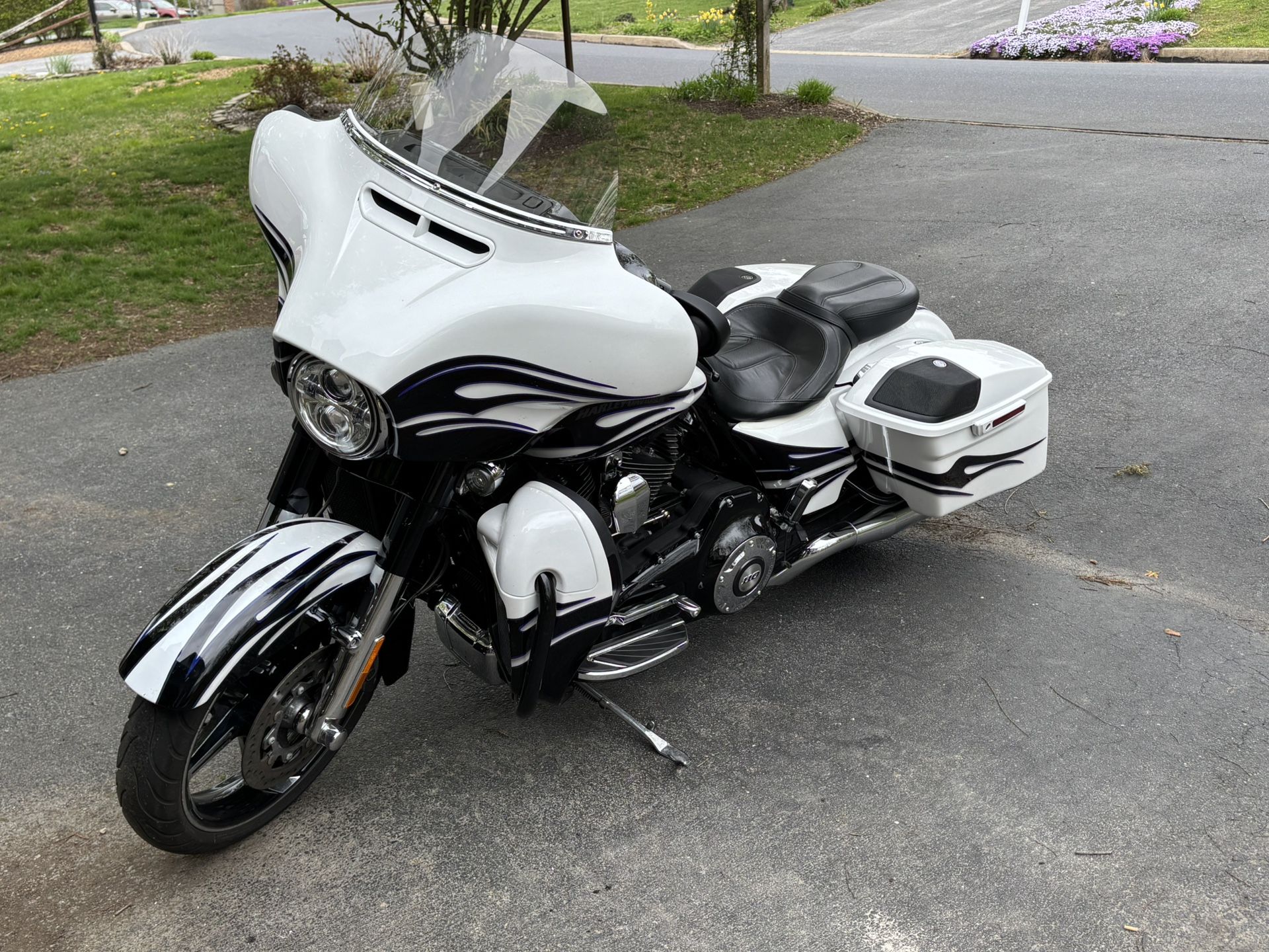 2016 Harley Davidson Street Glide CVO