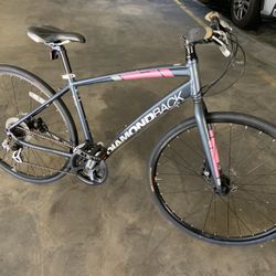 Diamondback Clarity 2. 21 Speed Medium Size Lightweight Aluminum Frame With Mechanical Disc Brakes 