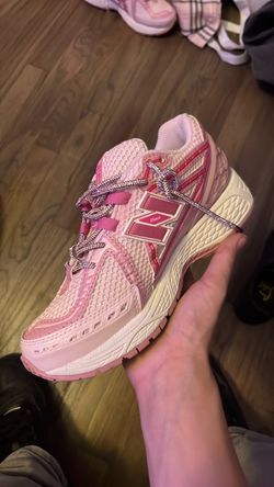 New balance females  /red bottoms