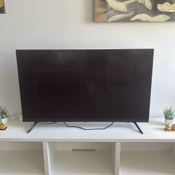 LG 50 Inch Class UHD Series 4K UHD TV with webOS 24
