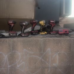 Impact Drills With Battery’s / One Hammer Drill