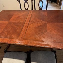 Table With Chairs 