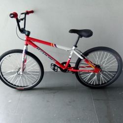 BICYCLE REDLINE MODEL BMX SIZE 24 BRAND NEW 