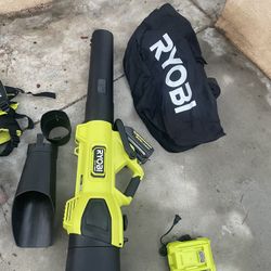 RYOBI 40V HP Brushless 100 MPH 600 CFM Cordless Leaf Blower/Mulcher/Vacuum with (2) 4.0 Ah Batteries and Charger