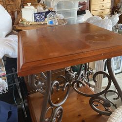 2 End Tables