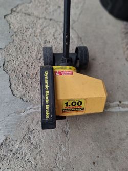 Plug in earger