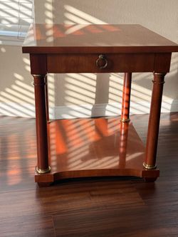 Side table / antique