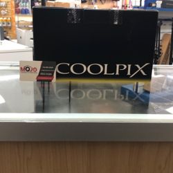 Nikon Coolpix P1 1109 16mp 4k 24-300 Zoom Black