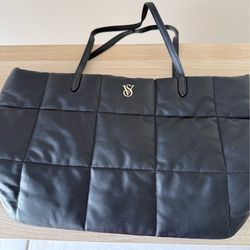 Victoria Secret Puffer Bag