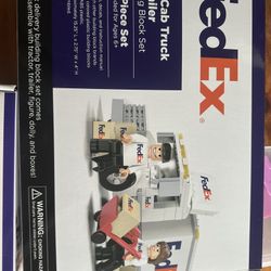 Fedex small van Lego set