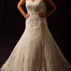 WEDDING DRESS