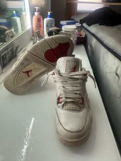 Jordan 4 metallic with white