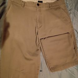 Dockers Classic Fit Khakis 34×32