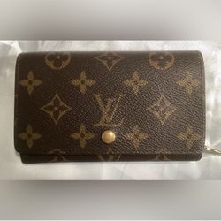 Louis Vuitton, Authentic Wallet