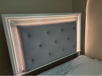 Full-Size LED (3 levels of lightness- touch to light) Crystal Bed Frame and mattress– Must Sell!