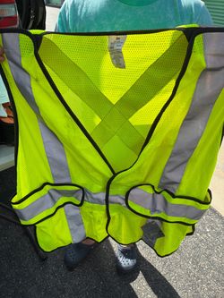 Construction safety vest (one size)