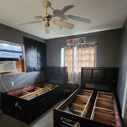 2 Twin Size Bed With Storage 