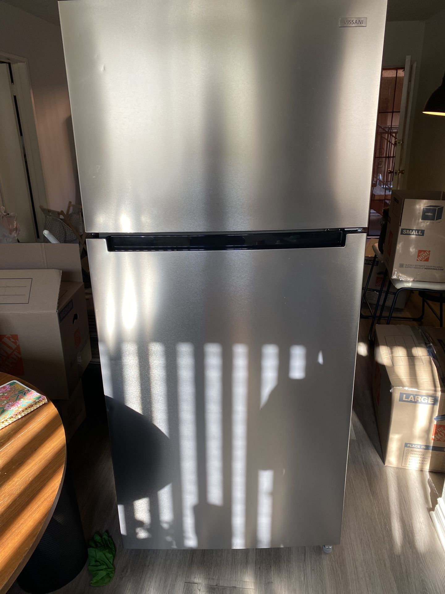 Refrigerator