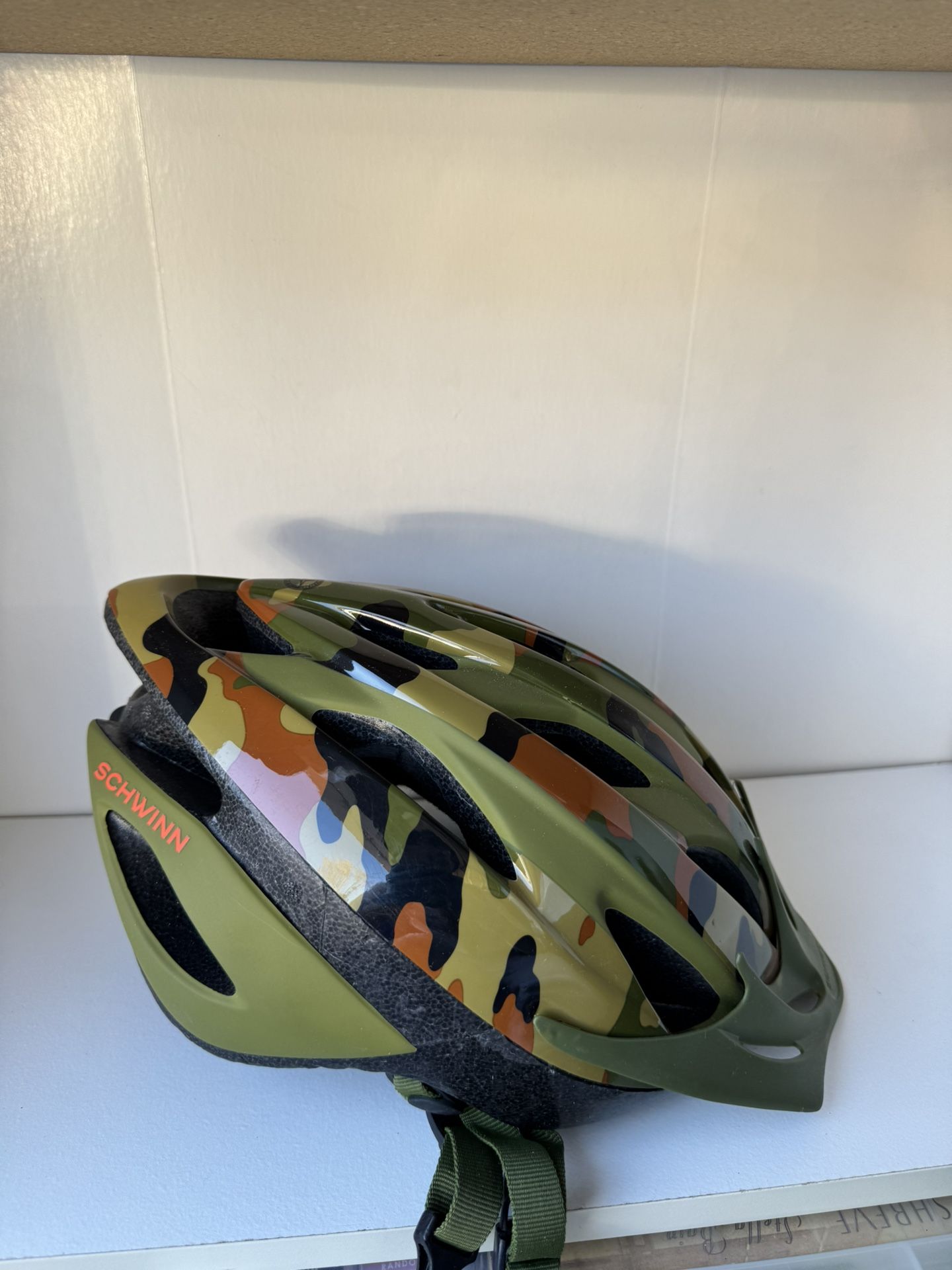 children’s helmet