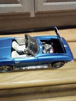 Die Cast Franklin Mint Corvette's With Display Case