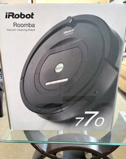 I-Robot Zoomba 770 with replenish kit