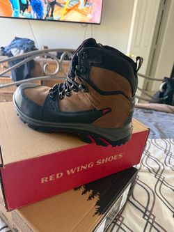 Redwing boots (semi new)