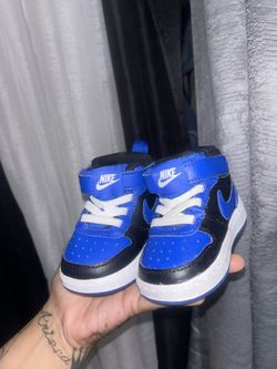 baby shoes