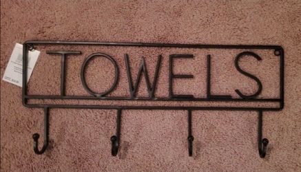 Kirklands "TOWELS" rack