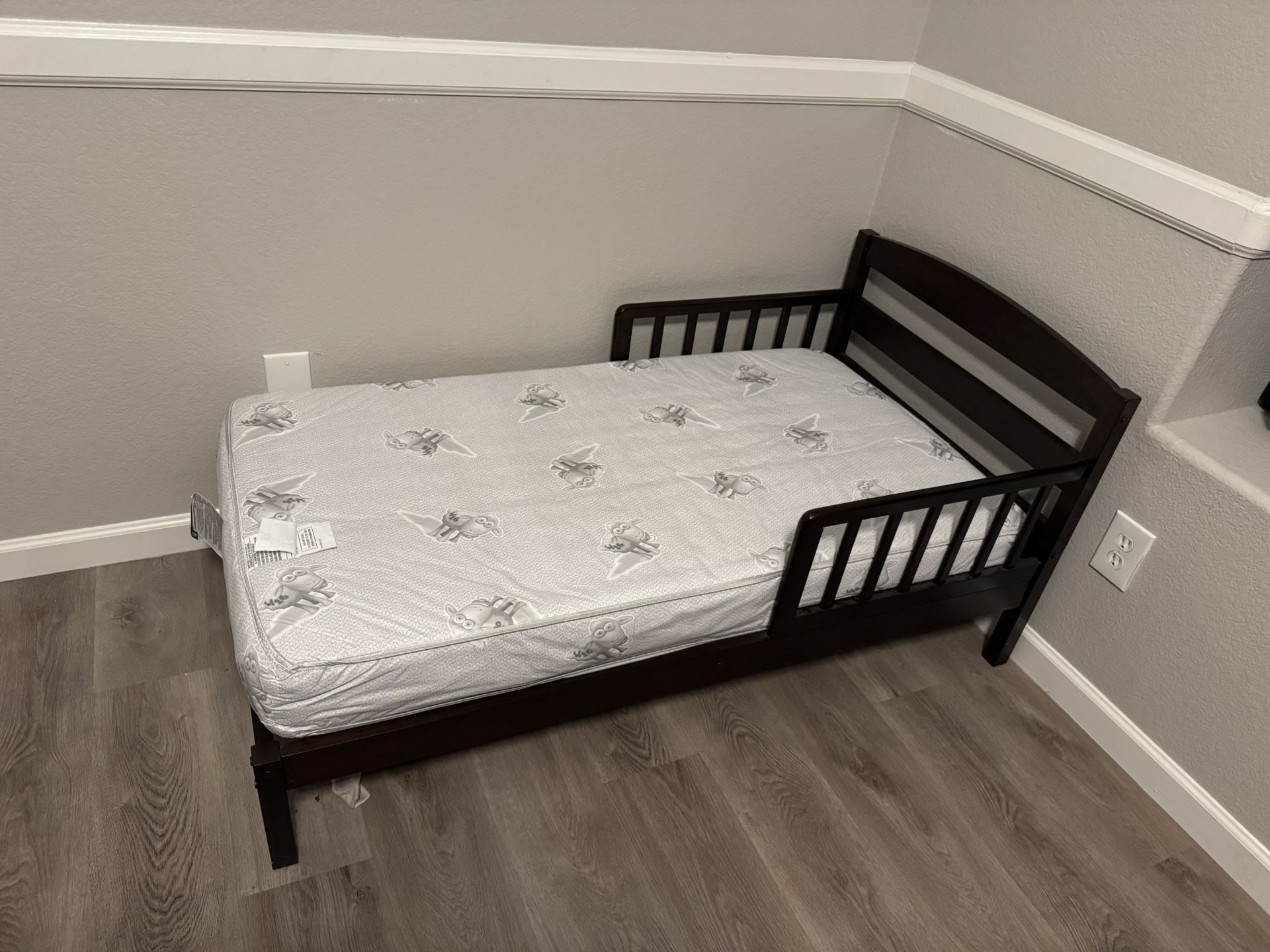 Toddler Bed With Mattress