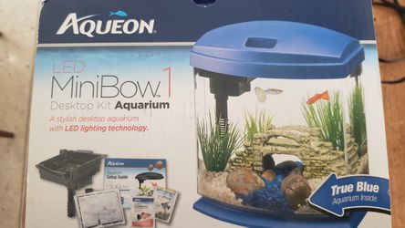 Aqueon desktop aquarium with filter
