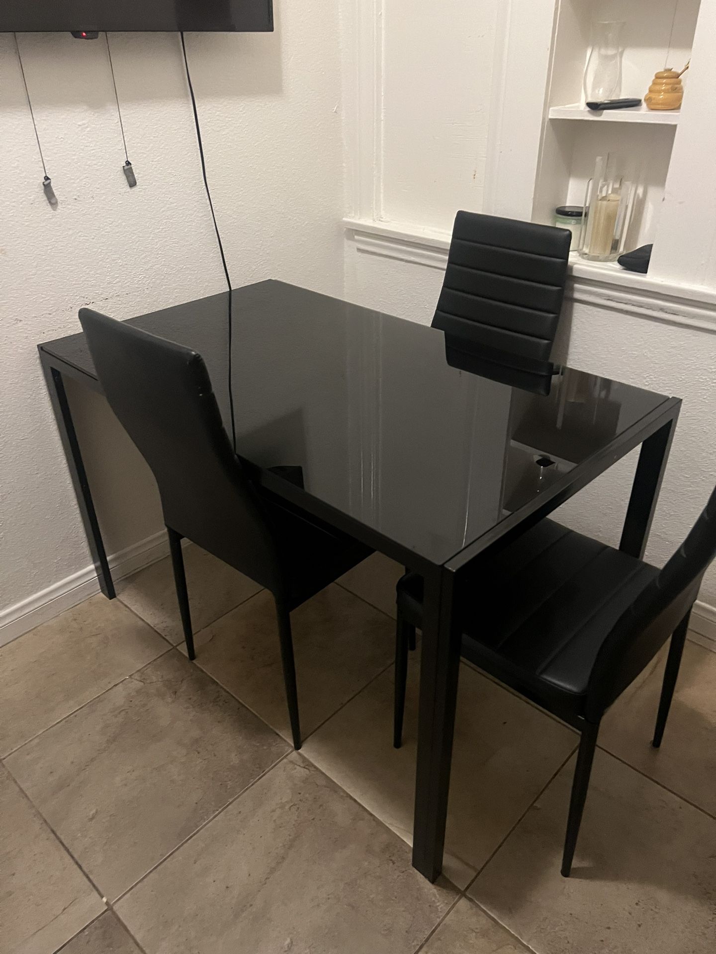 Dining Table + 3 Chairs 