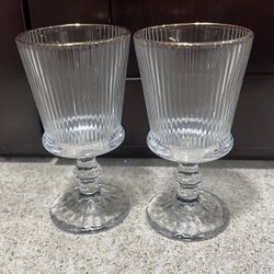 Wine Glasses Gold Rim