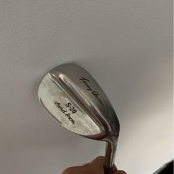 Tommy Armour S-20 Sand Iron, Graphite Shaft 