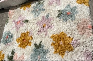65inch wide X 48inch length Rug